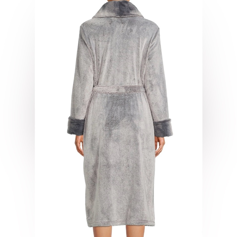Secret Treasures Women’s Grey Fuzzy Robe Size L - Picture 3 of 5